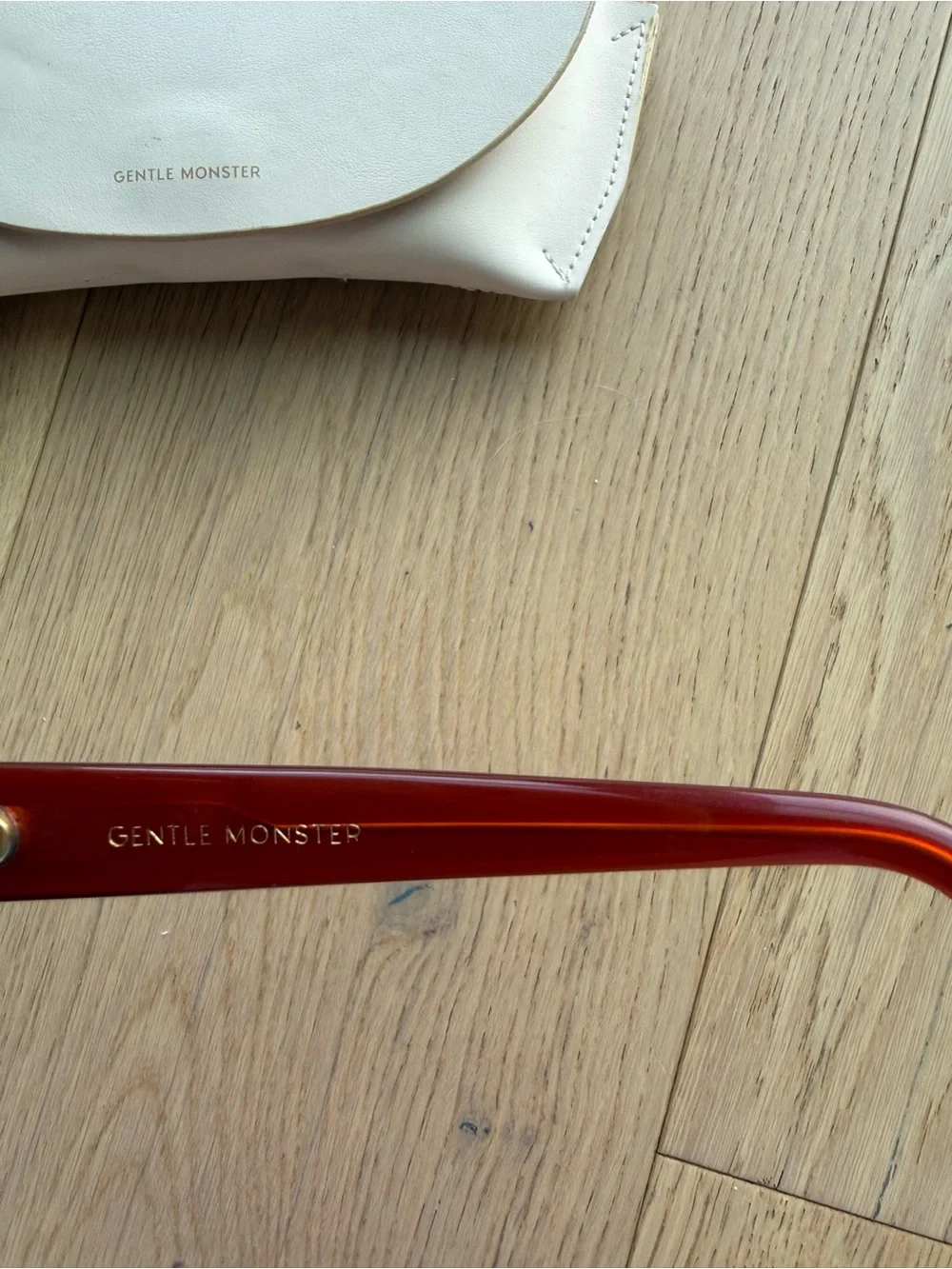 GENTLE MONSTER Matti - Women's Bold Red Square Sunglasses
